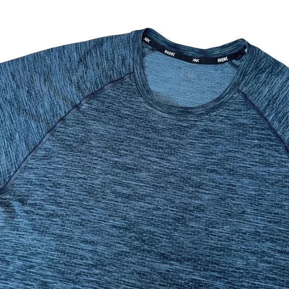 Rhone Vapor Training T Shirt Mens Medium Vented Short Sleeve Shirt Workout Run - Picture 2 of 4